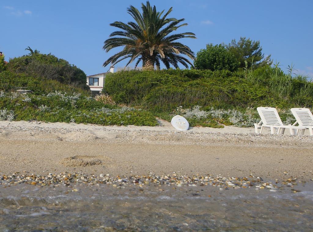 Beach Front Chanioti Políhrono Kültér fotó